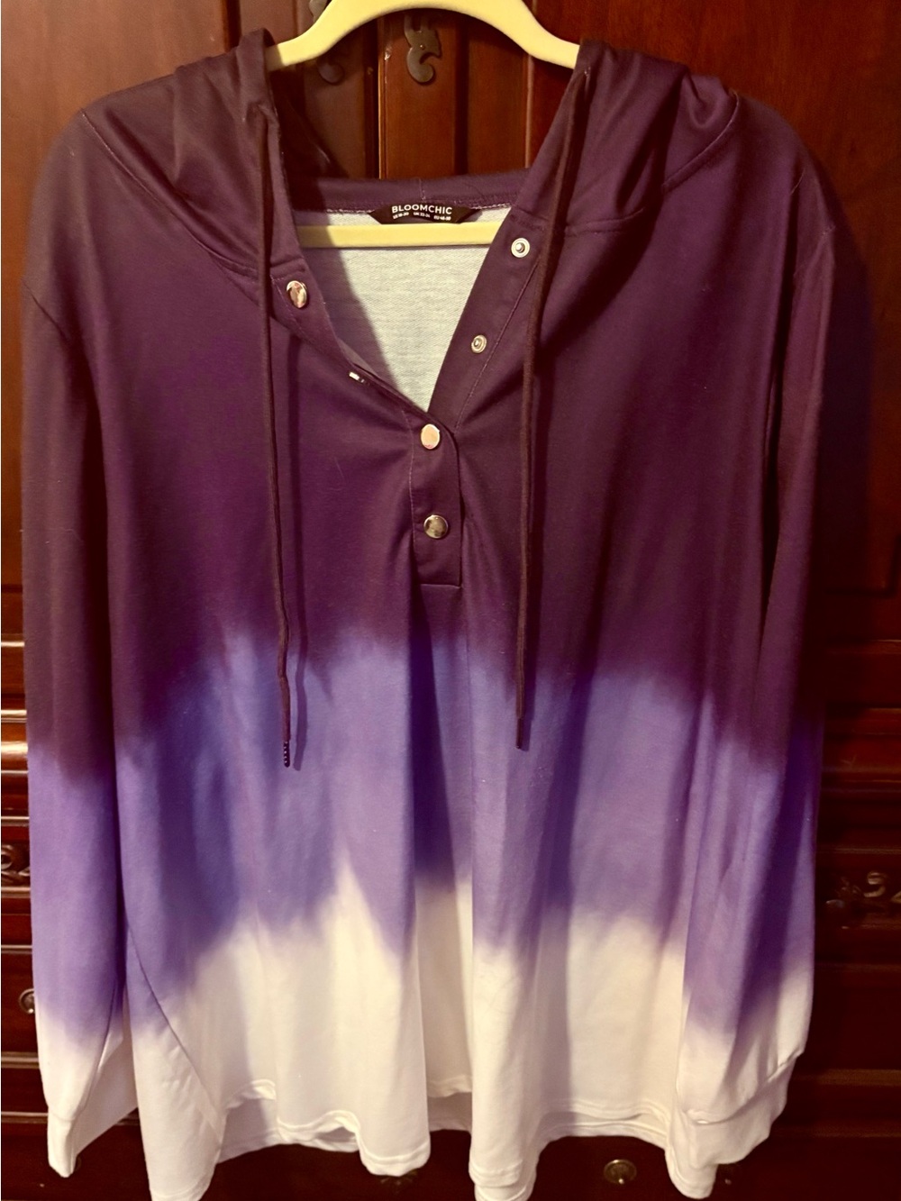 BloomChic Purple to White Ombre Hooded Pullover